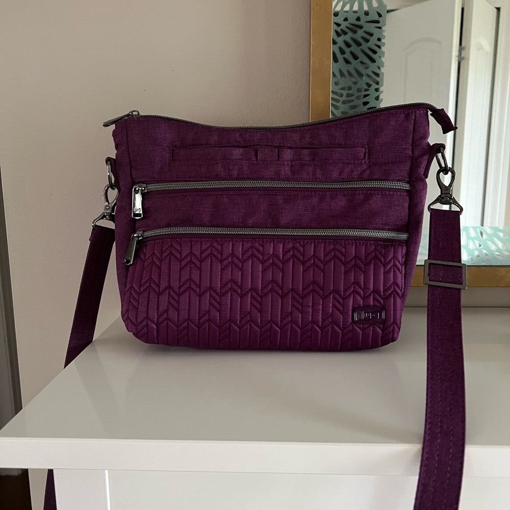 Lug Slider Purple Convertible Crossbody Shoulder Bag Purse RFID Travel Tote